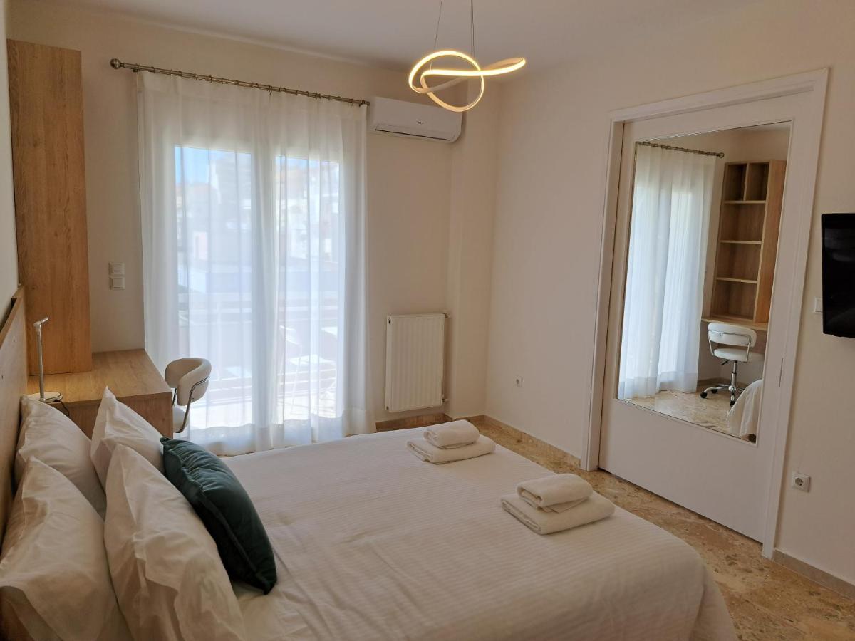 Luxury Suite Patras Exteriör bild
