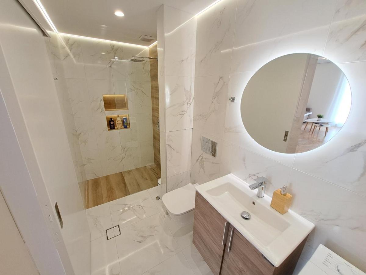 Luxury Suite Patras Exteriör bild